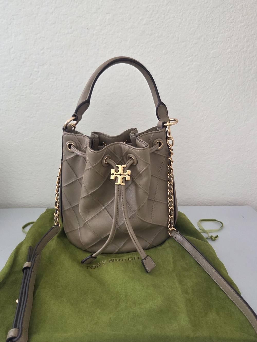 Tory Burch Fleming Soft Bucket Bag Crossbody